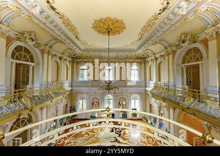 Ciechocinek, Polonia - 15 ottobre 2023: Interno del lussuoso palazzo di Ciechocinek Foto Stock