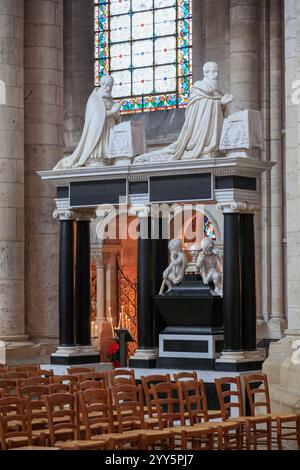 Kathedrale Saint-Etienne, erste gotische Kathedrale, Sens, Burgund, dipartimento Yonne, regione Bourgogne-Franca-Contea, Frankreich *** Cattedrale di Saint Etienne, prima cattedrale gotica, Sens, Borgogna, dipartimento di Yonne, regione di Bourgogne Franche Comte, Francia Foto Stock