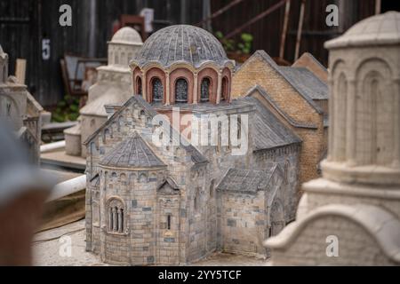 Modello in scala (maquette) degli edifici della città vecchia e dei luoghi di interesse con molti dettagli. Ricostruzione di antiche architetture, chiese e monasteri. Foto Stock