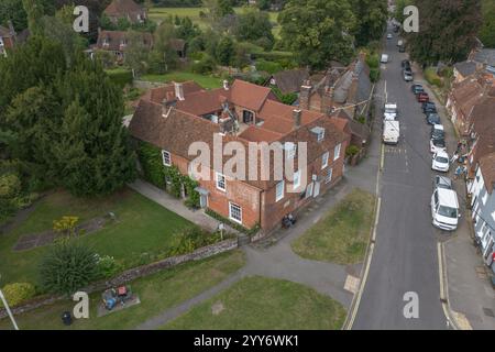 Vista aerea del Jane Austen's House Museum, nel pittoresco villaggio di Chawton, Hampshire, Regno Unito. Foto Stock