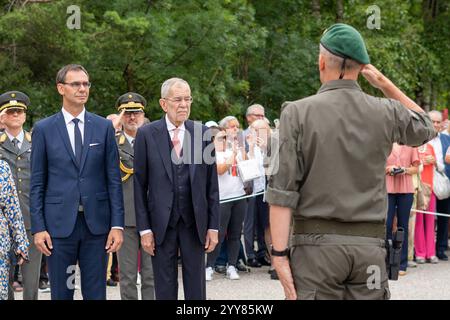 Österreich, Vorarlberg: Bregenzer Festspiele 2024 Eröffnung 17. Juli 2024 Bundespräsident Van der Bellen & Landeshauptmann Markus Wallner Copyright: XLukaxKolanovicx Foto Stock