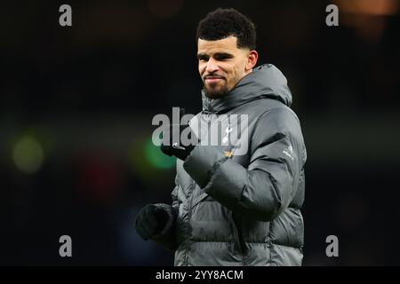 Dominic Solanke del Tottenham Hotspur celebra la vittoria 4-3 - Tottenham Hotspur contro Manchester United, Carabao Cup Quarter Final, Tottenham Hotspur Stadium, Londra, Regno Unito - 19 dicembre 2024 solo uso editoriale - si applicano restrizioni DataCo Foto Stock