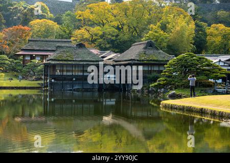 Genkyuen Garden si trova nel Castello di Hikone a Hikone Shiga in Giappone Foto Stock