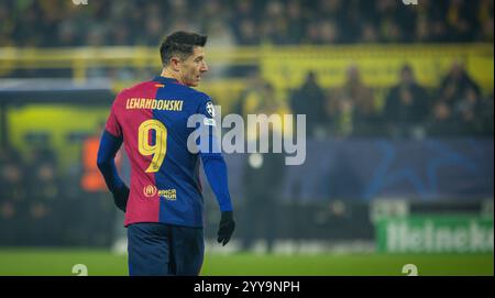 Dortmund, Germania. 11 dicembre 2024. Robert Lewandowski (barca) Borussia Dortmund - FC Barcelona 11.12.2024 Copyright (nur für journalistische Zwecke) Foto Stock