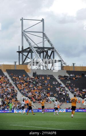 Stan Cullis è in costruzione con i primi sostenitori che utilizzano il livello inferiore. Barclays-Premier-League- Wolverhampton Wanderers contro Tottenham Hotspur Foto Stock