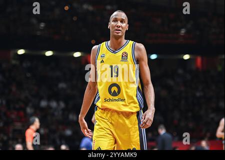 Pireo, Griechenland. 20 dicembre 2024. 19 Louis Olinde di Alba Berlin gioca durante l'Eurolega, turno 17 partita tra Olympiakos Pireo e Alba Berlin allo Stadio della Pace e dell'amicizia il 20 dicembre 2024, Pireo, Grecia. Credito: dpa/Alamy Live News Foto Stock