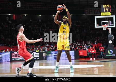 Pireo, Pireo, Grecia. 20 dicembre 2024. 50 TREVION WILLIAMS di Alba Berlin gioca durante l'Eurolega, round 17 match tra Olympiakos Pireo e Alba Berlin allo Stadio della Pace e dell'amicizia il 20 dicembre 2024, Pireo, Grecia. (Immagine di credito: © Stefanos Kyriazis/ZUMA Press Wire) SOLO PER USO EDITORIALE! Non per USO commerciale! Crediti: ZUMA Press, Inc./Alamy Live News Foto Stock