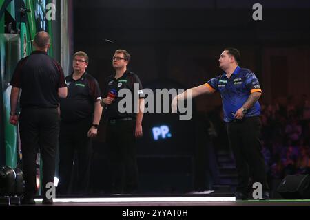 Alexandra Palace, Londra, Regno Unito. 20 dicembre 2024. 2024/25 PDC Paddy Power World Darts Championships Day 6; credito: Action Plus Sports/Alamy Live News Foto Stock
