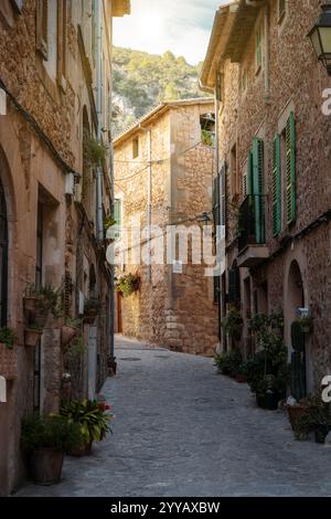 Piccoli vicoli nei villaggi di Maiorca Foto Stock