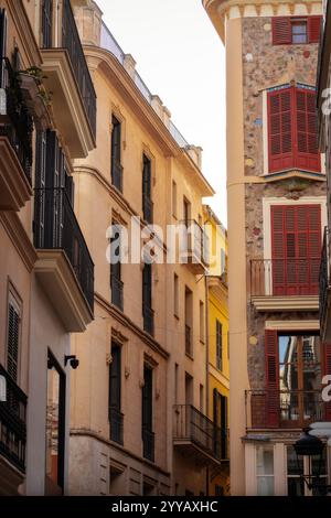 Piccoli vicoli nei villaggi di Maiorca Foto Stock