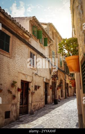 Piccoli vicoli nei villaggi di Maiorca Foto Stock