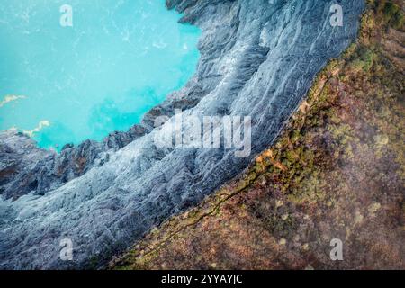 Vulcano Monte Ijen a Giava in Indonesia Foto Stock