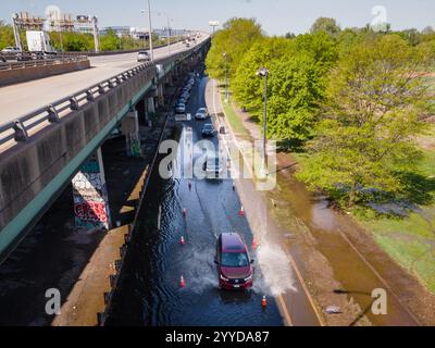 23 aprile 2023. Una fotografia aerea delle inondazioni al FDR Park causate dal Poor Flood Plain Managent e dalla bonifica dei prati. Foto di Chris Baker Evens. Foto Stock