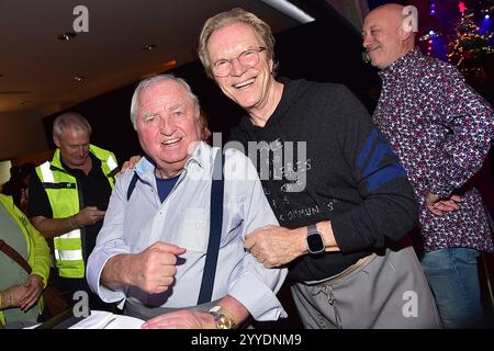 30 Ten Jubilaeum von Frank Zander,Weihnachten Ulli Wegner, Wolfgang Lippert zum 30 Ten Jubilaeum von Frank Zander, Marcus Zander Weihnachten mit Frank & Familie Estrel Covention Center Berlin, AM 21.12.2024 **** 30th Anniversary of Frank Zander, Christmas Ulli Wegner, Wolfgang Lippert per il 30th Anniversary of Frank Zander, Marcus Zander Christmas with Frank Family Eeller, Mustrel 2024 Berlin, Mustrel Covention Center Foto Stock