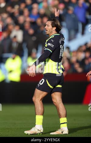 Birmingham, Regno Unito. 21 dicembre 2024. Jack Grealish (MC) all'Aston Villa contro Manchester City EPL Match, a Villa Park, Birmingham, Regno Unito, il 21 novembre 2024. Crediti: Paul Marriott/Alamy Live News Foto Stock