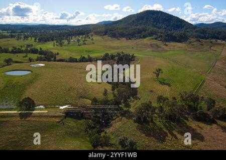 Aerea del Bentley Bridge sul Back Creek sulla sezione Lismore to Bentley del Rail Trail Northern Rivers New South Wales Australia Foto Stock