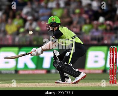 Sydney, Australia. 21 dicembre 2024. Cameron Bancroft dei Sydney Thunder batte durante la partita di Big Bash League tra Sydney Thunder e Sydney Sixers all'ENGIE Stadium. I Sydney Sixers vincono la partita di Big Bash League contro i Sydney Thunder all'ENGIE Stadium per 5 wickets. Sydney Thunder: 163/5 (20 over), Sydney Sixers 164/5 (20 over). Credito: SOPA Images Limited/Alamy Live News Foto Stock