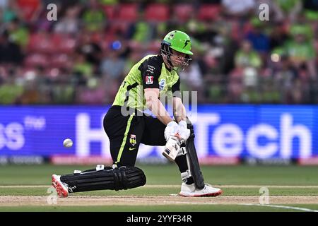 Sydney, Australia. 21 dicembre 2024. Cameron Bancroft dei Sydney Thunder batte durante la partita di Big Bash League tra Sydney Thunder e Sydney Sixers all'ENGIE Stadium. I Sydney Sixers vincono la partita di Big Bash League contro i Sydney Thunder all'ENGIE Stadium per 5 wickets. Sydney Thunder: 163/5 (20 over), Sydney Sixers 164/5 (20 over). Credito: SOPA Images Limited/Alamy Live News Foto Stock