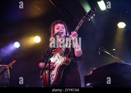 Angel Olsen in concerto alla Manchester Academy, 14 ottobre 2016 Foto Stock