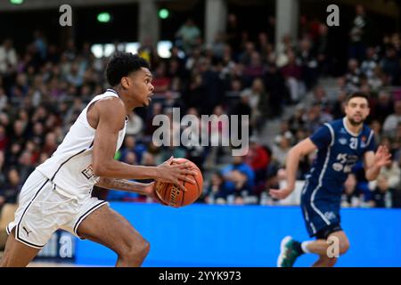 Ronaldo Segu (Bamberg Baskets, n. 10) easyCredit BBL, MLP-Academics Heidelberg vs. Bamberg Baskets, SNP-Dome, Heidelberg, 22.12.2024 Foto Stock