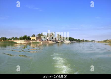 Confluenza dell'Eufrate e del fiume Tigri, Shatt al-Arab, al-Qurna, Bassora, Iraq Foto Stock