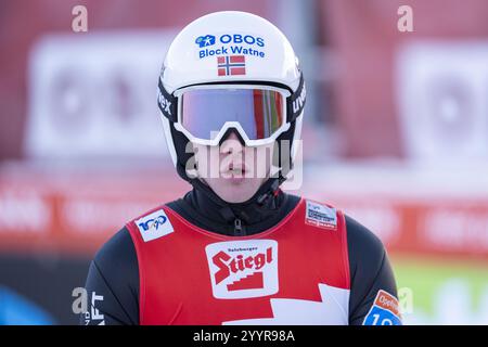 Ramsau. Am. Dachstein, Austria. 22 dicembre 2024. RAMSAU. AM. DACHSTEIN, AUSTRIA - 21 DICEMBRE: La Norvegia Andreas Skoglund durante la Coppa del mondo nordica Ramsau combinata maschile - individuale Gundersen HS96/10km Ramsau am Dachstein il 21 dicembre 2024 a Ramsau. am. Dachstein, .241221 SEPA 12 149 - 20241222 PD10120 credito: APA-PictureDesk/Alamy Live News Foto Stock