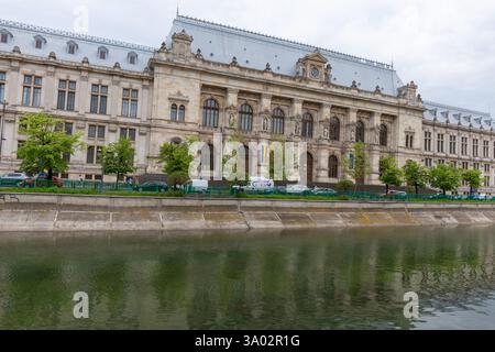 5 maggio 2023 Bucarest Romania. Palazzo della giustizia Foto Stock