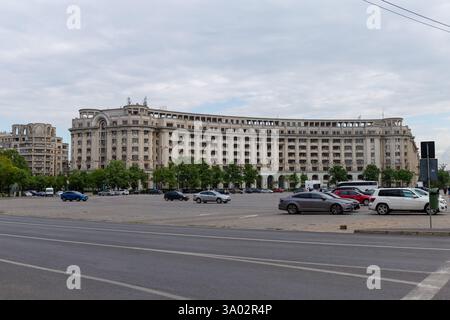 5 maggio 2023 Bucarest Romania. Edifici vicino al palazzo del parlamento Foto Stock