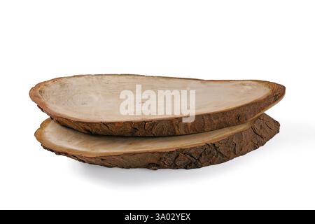 due piatti di legno isolati su sfondo bianco. stand pubblicitario sui prodotti Foto Stock