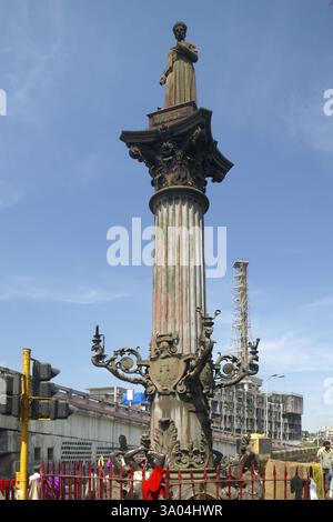 Statua di Manockjee Cursetjee ora Khada Parsi, Bombay, Mumbai, Maharashtra, India, Asia Foto Stock