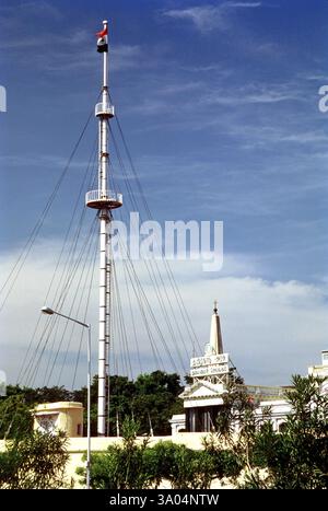 Storico palo di bandiera sollevato a Fort Saint George, Madras Chennai, Tamil Nadu, India, Asia Foto Stock