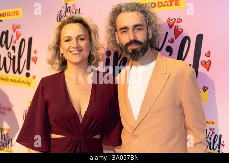 Anteprima Ja, ik wil AMSTERDAM, PAESI BASSI - 2 MARZO: Durante Premiere Ja, ik wil al DeLaMar il 2 marzo 2025 ad Amsterdam, Paesi Bassi. Foto di Silas Tahapary/BSR Agency 74846928.jpg Amsterdam DeLaMar Paesi Bassi contenuto non disponibile per la ridistribuzione nei Paesi Bassi direttamente o indirettamente tramite terze parti. Copyright: XBSRxAgencyx Foto Stock