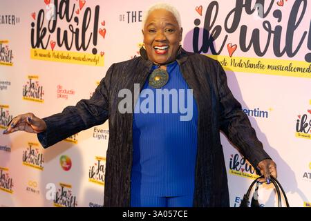 Anteprima Ja, ik wil AMSTERDAM, PAESI BASSI - 2 MARZO: Durante Premiere Ja, ik wil al DeLaMar il 2 marzo 2025 ad Amsterdam, Paesi Bassi. Foto di Silas Tahapary/BSR Agency 74847064.jpg Amsterdam DeLaMar Paesi Bassi contenuto non disponibile per la ridistribuzione nei Paesi Bassi direttamente o indirettamente tramite terze parti. Copyright: XBSRxAgencyx Foto Stock