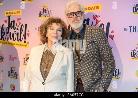 Anteprima Ja, ik wil AMSTERDAM, PAESI BASSI - 2 MARZO: HenriÃtte Tol, Rob snoek durante Premiere Ja, ik wil al DeLaMar il 2 marzo 2025 ad Amsterdam, Paesi Bassi. Foto di Silas Tahapary/BSR Agency 74847009.jpg Amsterdam DeLaMar Paesi Bassi contenuto non disponibile per la ridistribuzione nei Paesi Bassi direttamente o indirettamente tramite terze parti. Copyright: XBSRxAgencyx Foto Stock