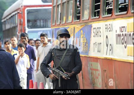 Comando NSG della Guardia di sicurezza Nazionale a Nariman House, attacco terroristico Deccan Mujahideen 26 novembre 2008 Mumbai Foto Stock