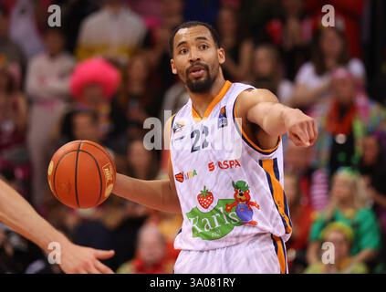 Bonn, Germania. 1 marzo 2025. Nijal Pearson (Rostock), Telekom Baskets Bonn vs Rostock Seawolves, easyCredit BBL, Matchday 22, Bonn, 01.03.2025. Crediti: Juergen Schwarz/Alamy Live News Foto Stock