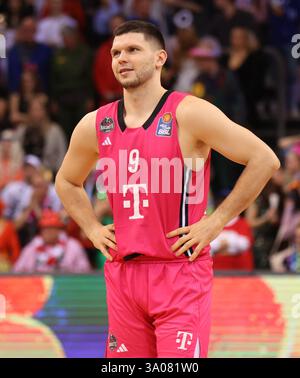 Bonn, Germania. 1 marzo 2025. Rihards Lomazs (Bonn), Telekom Baskets Bonn vs Rostock Seawolves, easyCredit BBL, Matchday 22, Bonn, 01.03.2025. Crediti: Juergen Schwarz/Alamy Live News Foto Stock