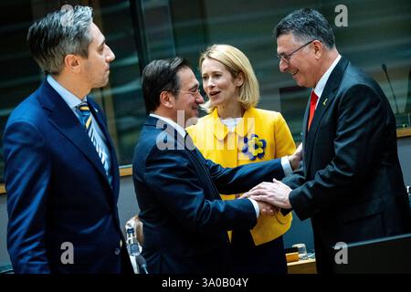 Simon HARRIS e Vicepresidente della Commissione europea e alto rappresentante dell'Unione per gli affari esteri e la politica di sicurezza Kaja KALLAS An Foto Stock