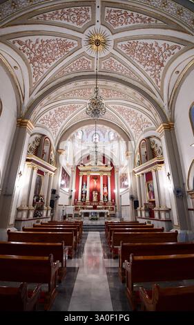 All'interno della chiesa Parroquia de San Jerónimo a Coatepec, stato di Veracruz in Messico Foto Stock