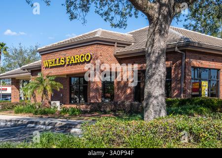 Filiale della banca Wells Fargo a Clermont, Florida. (USA) Foto Stock
