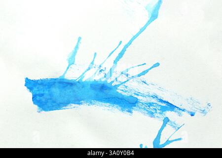 Questo acquerello blu astratto presenta tratti e texture dinamiche, creando un design vivace ed espressivo per scopi artistici e backgroun Foto Stock