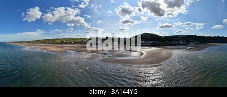 Vista aerea del lungomare di Sandsend, Whitby. Costa del North yorkshire Foto Stock