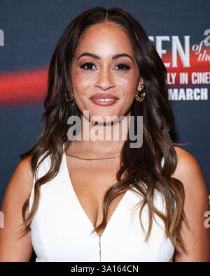 LOS ANGELES, CALIFORNIA, Stati Uniti d'America - 06 MARZO: Kayla Braxton Becker arriva alla premiere di Los Angeles di Inintrinsic Value Films e alla "Regina dell'anello" di Sumerian tenutasi all'AMC The Grove 14 il 6 marzo 2025 a Los Angeles, California, Stati Uniti. (Foto di Xavier Collin/Image Press Agency) Foto Stock