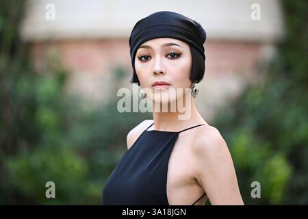 Parigi, Francia. 7 marzo 2025. Kiwi Lee partecipa alla mostra Leonard Paris Womenswear Autunno/Inverno 2025-2026 come parte della Paris Fashion Week presso l'Observatoire de Paris a Parigi, Francia, il 7 marzo 2025. Foto di Aurore Marechal/ABACAPRESS. COM credito: Abaca Press/Alamy Live News Foto Stock