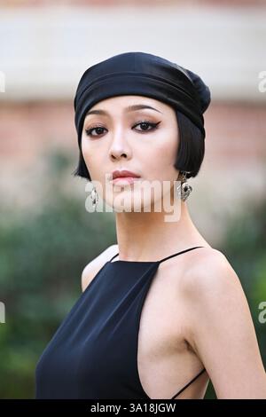 Parigi, Francia. 7 marzo 2025. Kiwi Lee partecipa alla mostra Leonard Paris Womenswear Autunno/Inverno 2025-2026 come parte della Paris Fashion Week presso l'Observatoire de Paris a Parigi, Francia, il 7 marzo 2025. Foto di Aurore Marechal/ABACAPRESS. COM credito: Abaca Press/Alamy Live News Foto Stock
