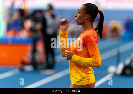 Apeldoorn, Paesi Bassi. 7 marzo 2025. APELDOORN, PAESI BASSI - 7 MARZO: Ana Peleteiro-Compaore di Spagna prima di gareggiare nel salto triplo femminile durante la seconda giornata dei Campionati europei di atletica leggera indoor a Omnisport Apeldoorn il 7 marzo 2025 ad Apeldoorn, Paesi Bassi. (Foto di Joris Verwijst/Agenzia BSR) credito: Agenzia BSR/Alamy Live News Foto Stock