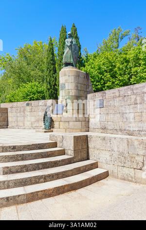 Statua del re Alfonso Henriques, Guimaraes, regione di Minho, Portogallo Foto Stock