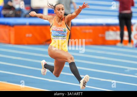 Apeldoorn, Paesi Bassi. 7 marzo 2025. APELDOORN, PAESI BASSI - 7 MARZO: Ana Peleteiro-Compaore di Spagna durante i Campionati europei di atletica leggera indoor 2025 ad Omnisport il 7 marzo 2025 ad Apeldoorn, Paesi Bassi. (Foto di Andre Weening/Orange Pictures) credito: Orange Pics BV/Alamy Live News Foto Stock