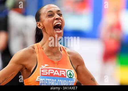 Apeldoorn, Paesi Bassi. 7 marzo 2025. APELDOORN, PAESI BASSI - 7 MARZO: Ana Peleteiro-Compaore di Spagna durante i Campionati europei di atletica leggera indoor 2025 ad Omnisport il 7 marzo 2025 ad Apeldoorn, Paesi Bassi. (Foto di Andre Weening/Orange Pictures) credito: Orange Pics BV/Alamy Live News Foto Stock