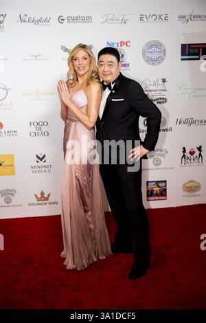 Joey Zhou, conduttrice TV/fondatrice LABA e attrice Marla Maples partecipa al Luxury Gala Academy Awards 2025 Viewing Party all'Universal Hilton. J.R.foto Foto Stock